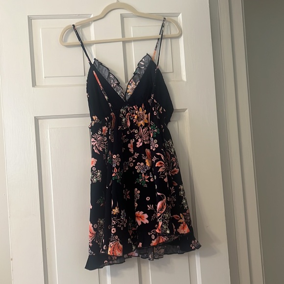 Free people navy floral dress with adjustable straps - Picture 2 of 6